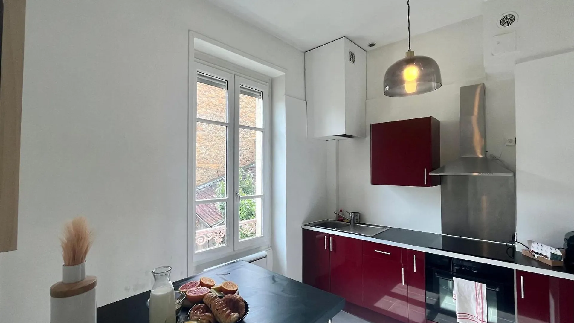 Suite Lavani Lyon Apartment